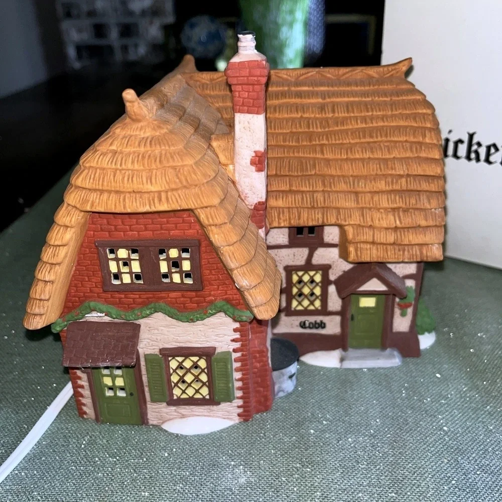 Department 56 Dickens Village Series 